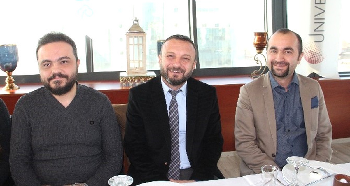 Üniversalgöz Hastanesi Türkiye\'ye Hizmet Verecek