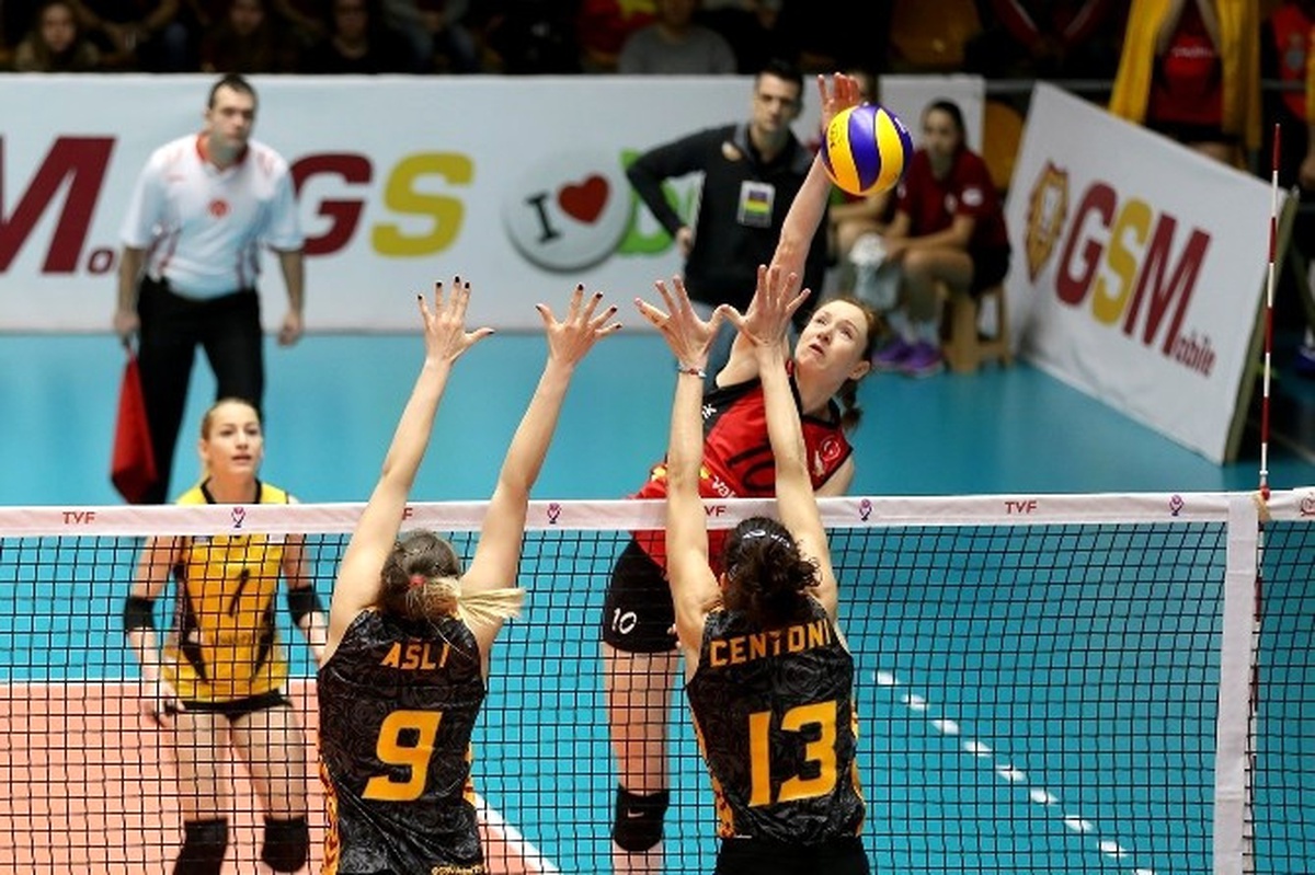 Vakıfbank, Galatasaray\'ı 3-0 Mağlup Etti