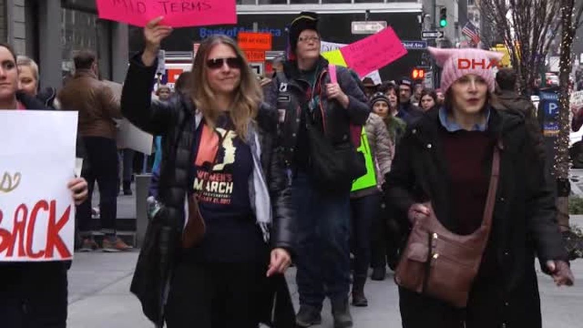 ABD\'li Kadınlardan Trump Protestosu