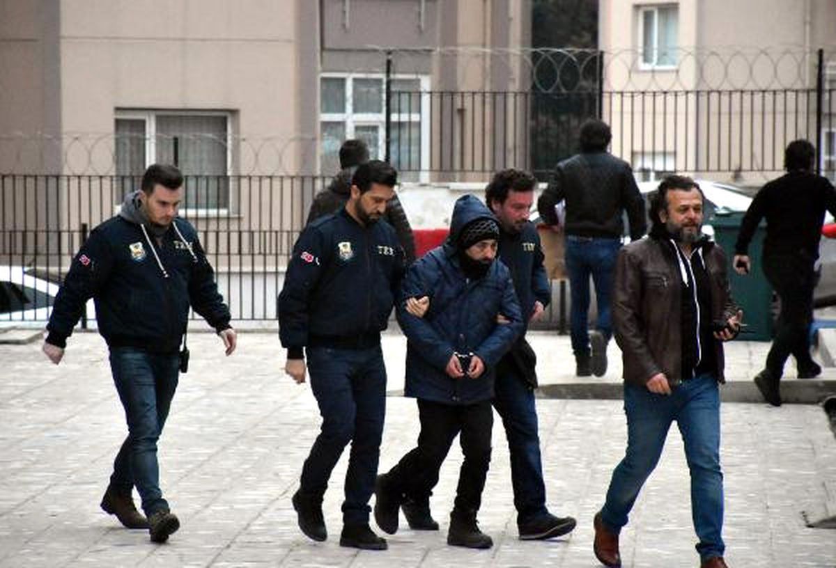AK Parti ve Emniyet\'e Saldıran Terörist, Tekirdağ\'da Yakalandı (4)