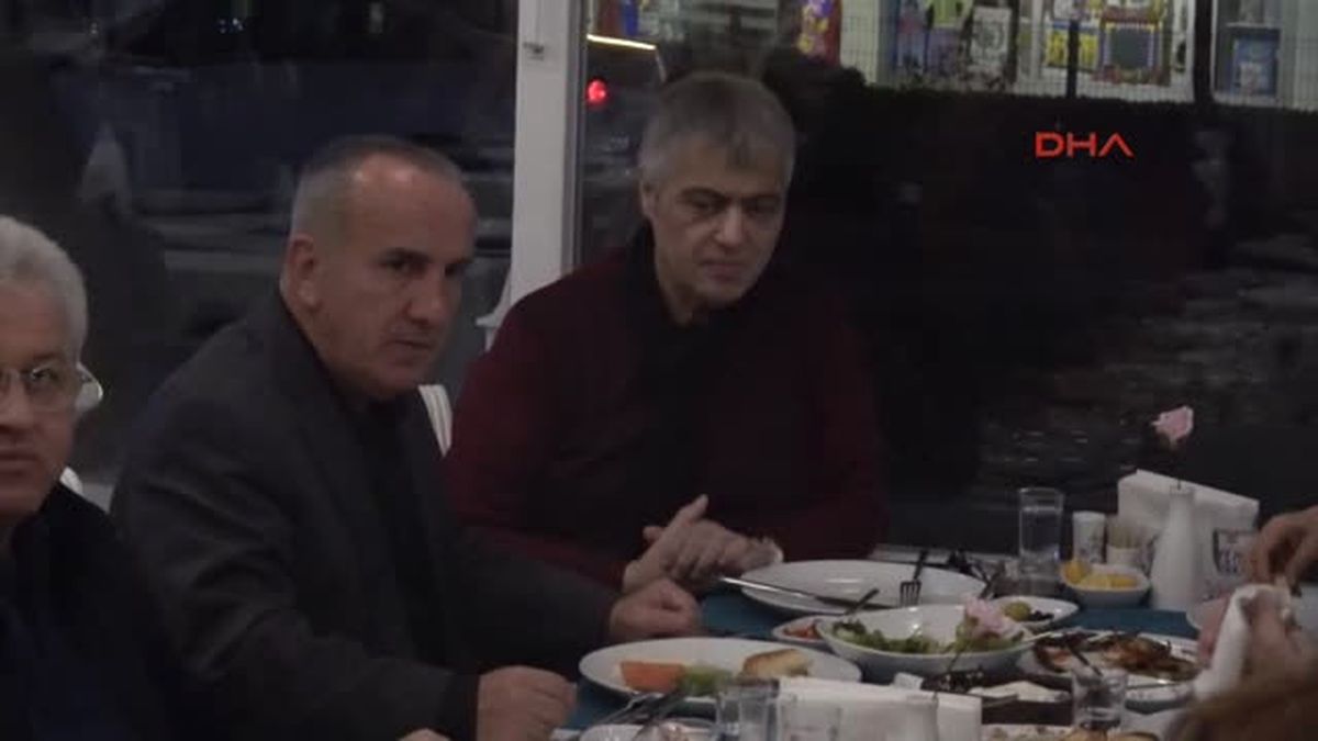 Antalya 7 Ayda 41 Kilo Veren Cengiz Kurtoğlu\'ndan Iki Albüm Sürprizi