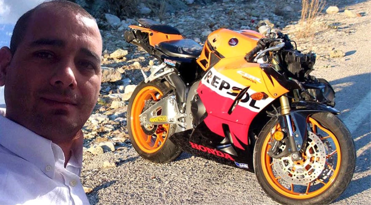 Antalya Büyükşehir Belediyesi\'nde Görevli Şube Müdürü Motosiklet Kazasında Öldü