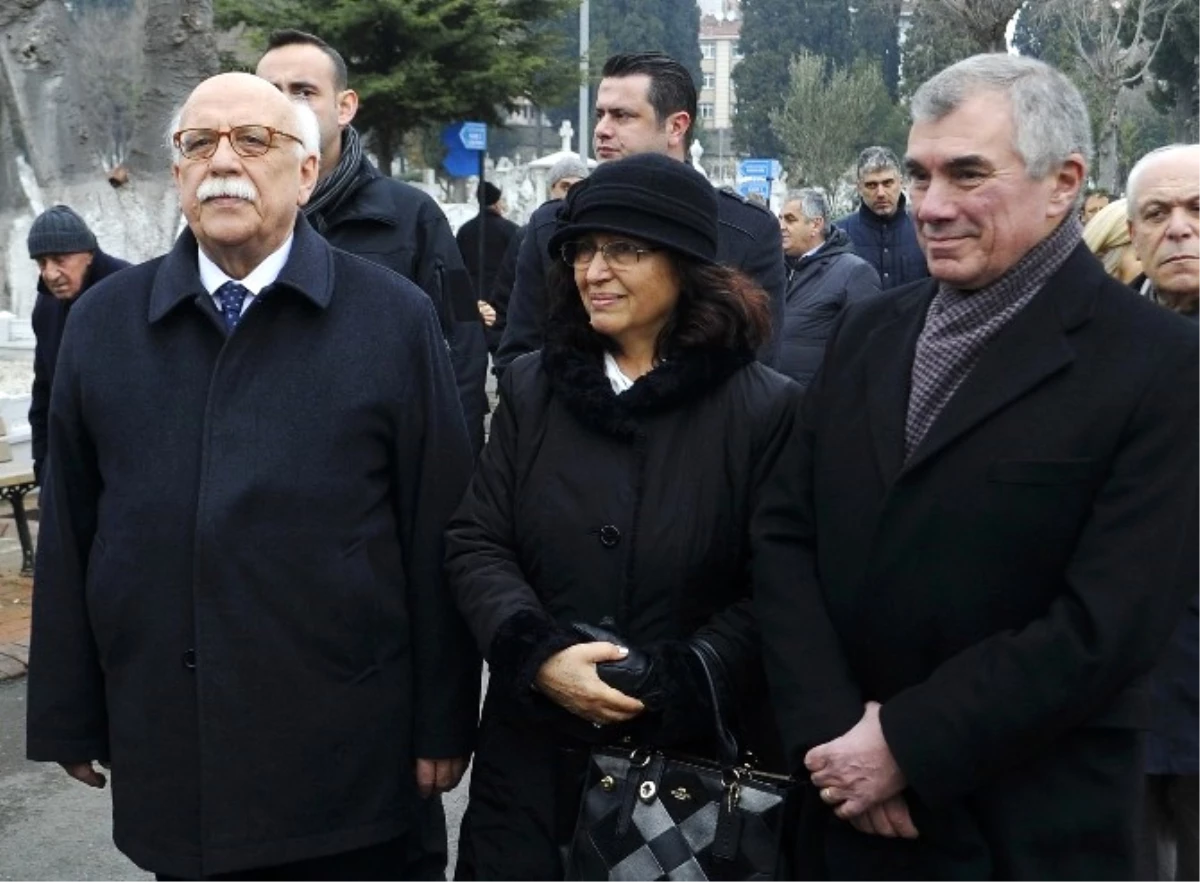 Bakan Nabi Avcı, Hrant Dink\'in Mezarı Başındaki Anma Etkinliğine Katıldı