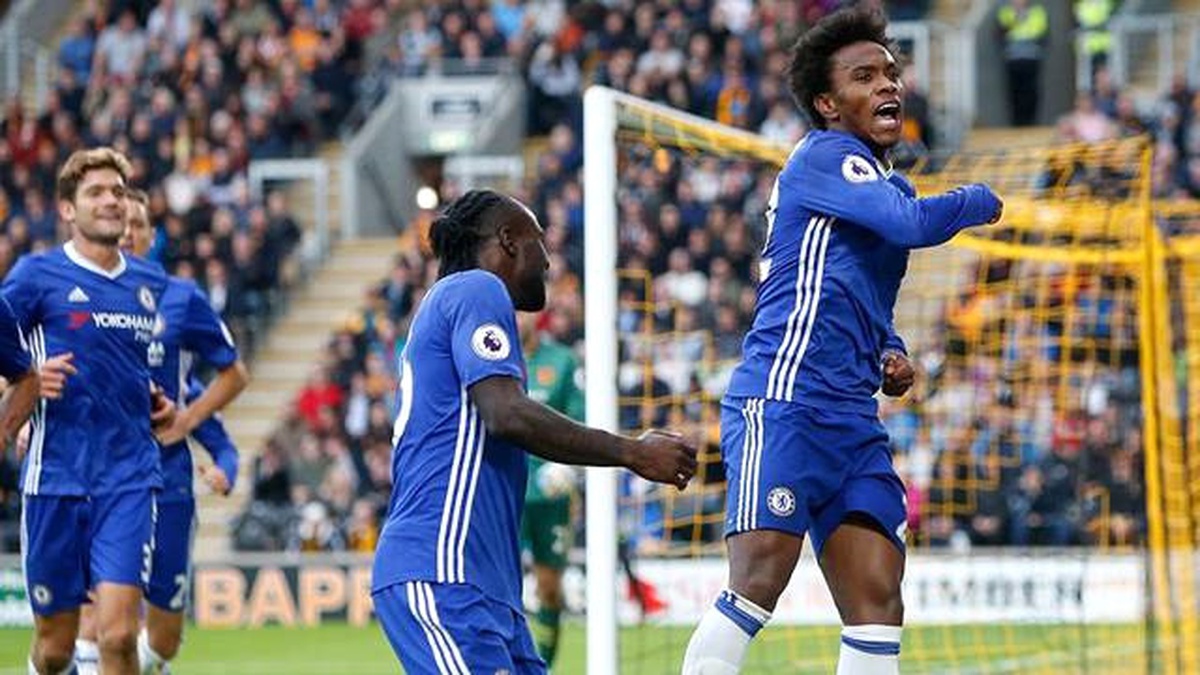 Chelsea ve Arsenal Avantajı Kaçırmadı