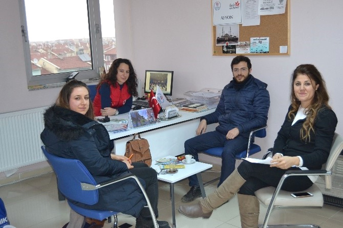 Gençler Yeşilay Haftası\'nda Yapılacak Etkinlikleri Konuştu
