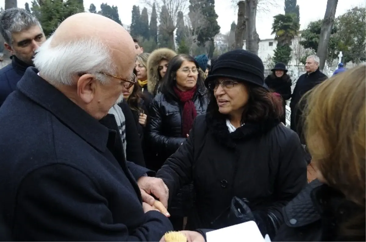 Hrant Dink Ölümünün 10. Yılında Mezarı Başında Anıldı