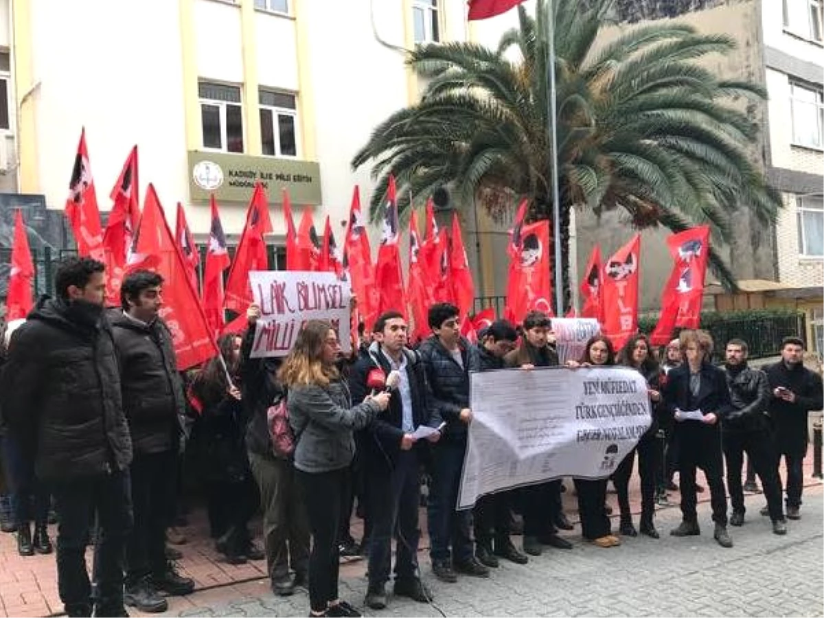 Kadıköy İlçe Milli Eğitim Müdürlüğü Önünde "Karneli" Eylem