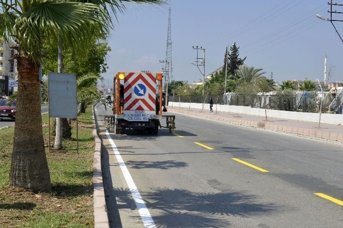 Mersin\'de 84 Bin 486 Metrekare Yol Çizildi