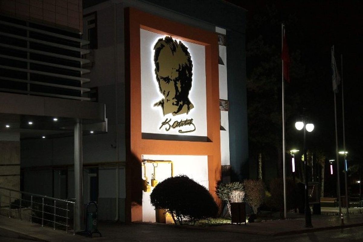 Odunpazarı\'nın Atatürk Rölyefi Takdir Topluyor