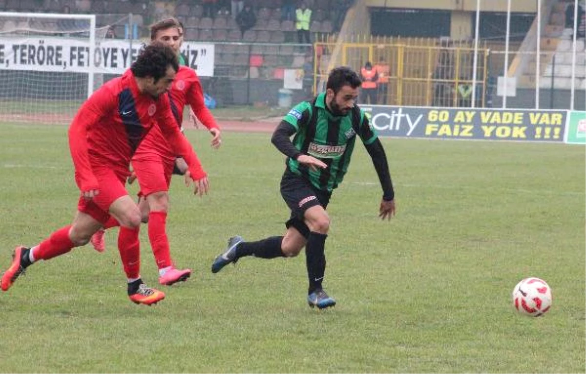 Sakaryaspor-Bergama Belediyespor: 1-1