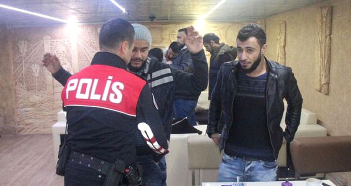 Şanlıurfa\'da Huzur Operasyonu: 53 Şüpheli Gözaltına Alındı