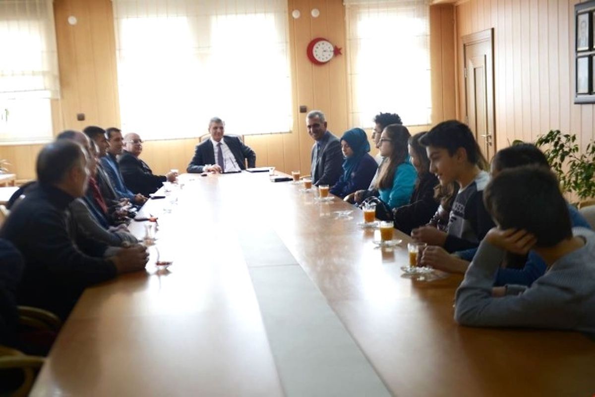 Vali Özefe, Teog Şampiyonlarını Misafir Etti