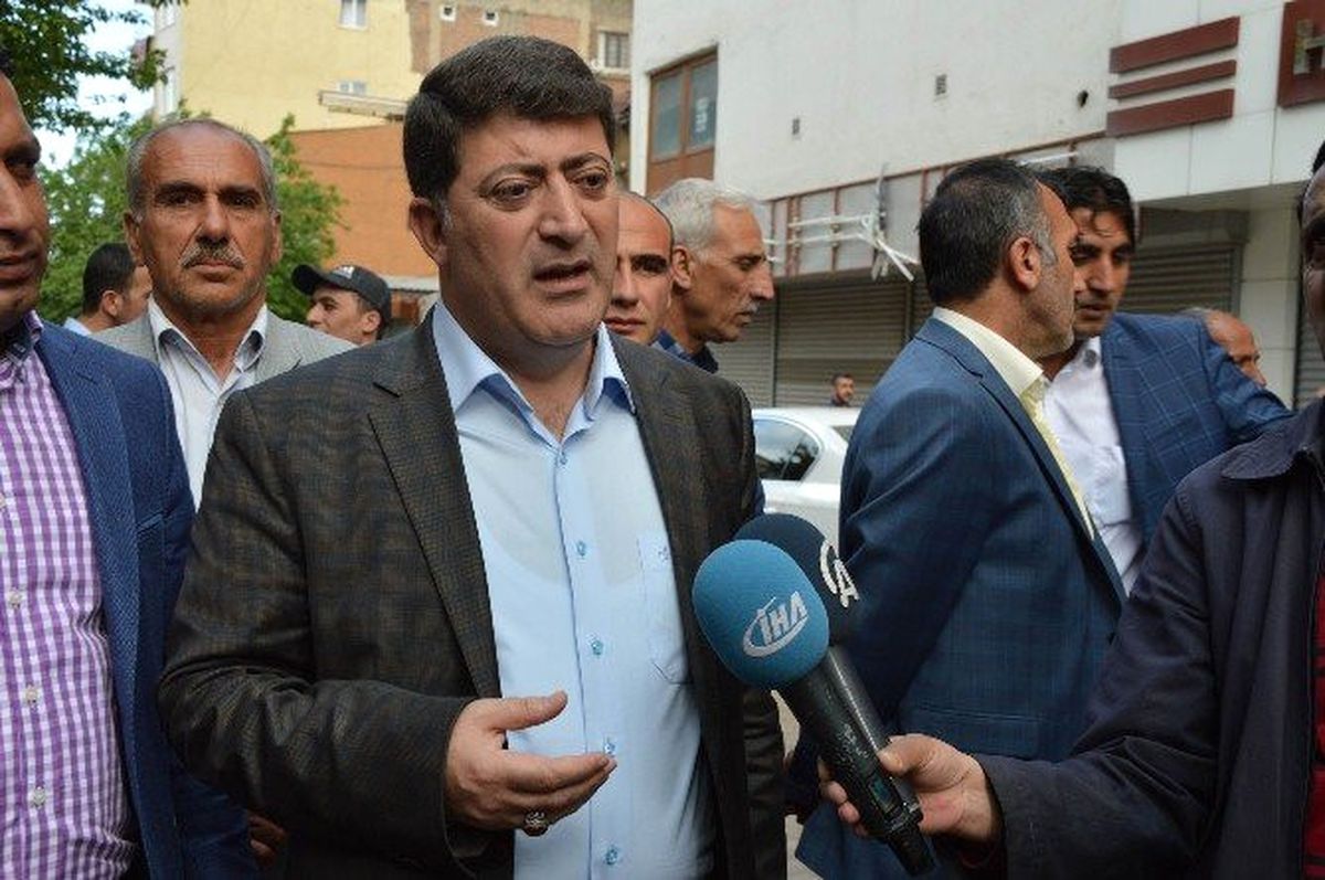 AK Parti Diyarbakır İl Başkanı Akar\'dan Esnaf Ziyareti