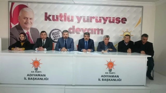 AK Parti Eski Başkanlarla ’Referandumu’ İstişare Etti Son Dakika