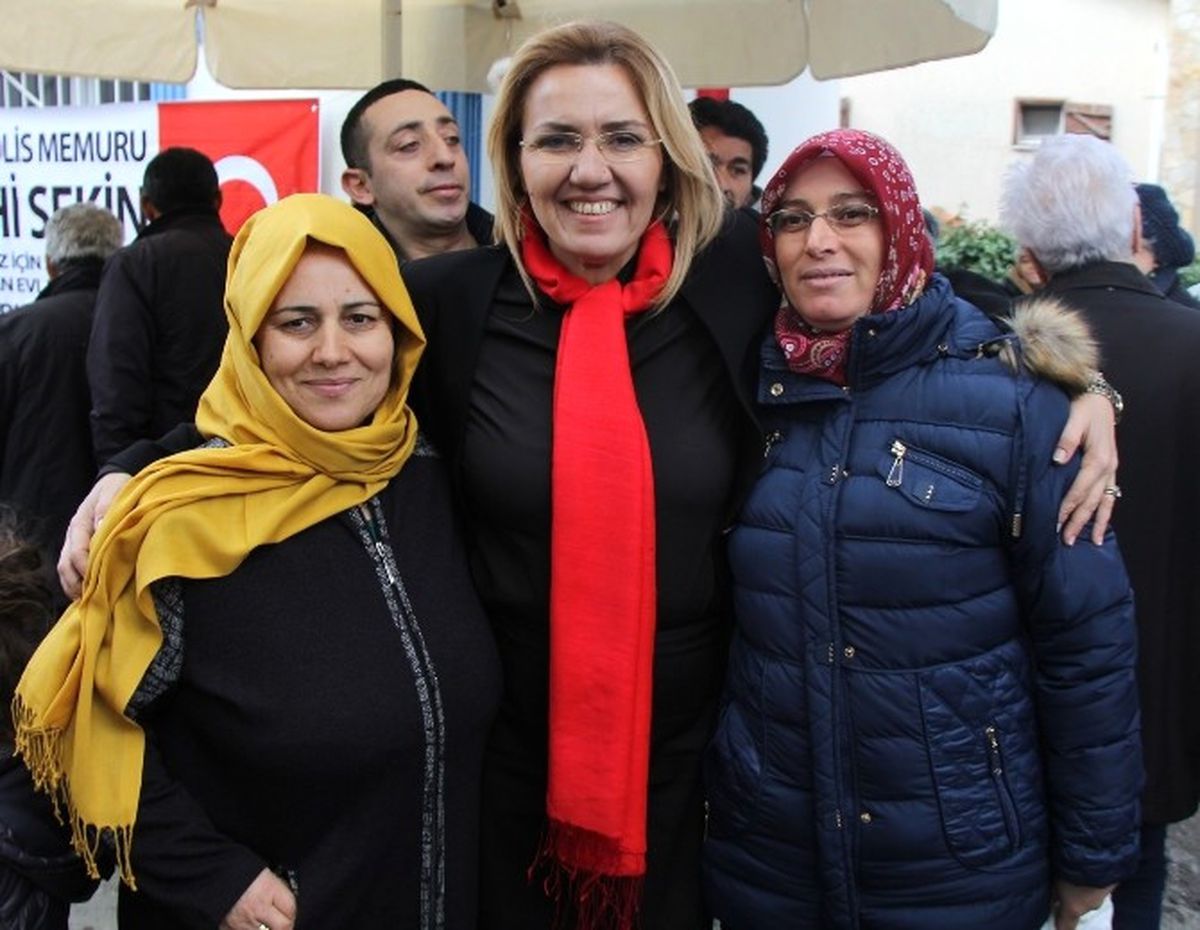 Başkan Uyar\'dan Zeytinalanı Kadınlarına Müjde