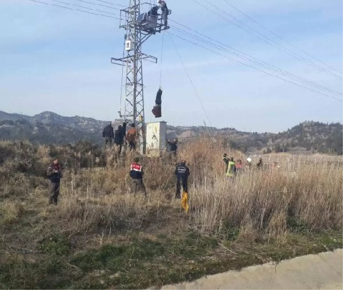 Elektrik Direğinde Akıma Kapılan Kişi Öldü