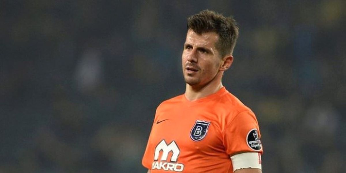 Emre Belözoğlu'nun 300. Lig Maçı