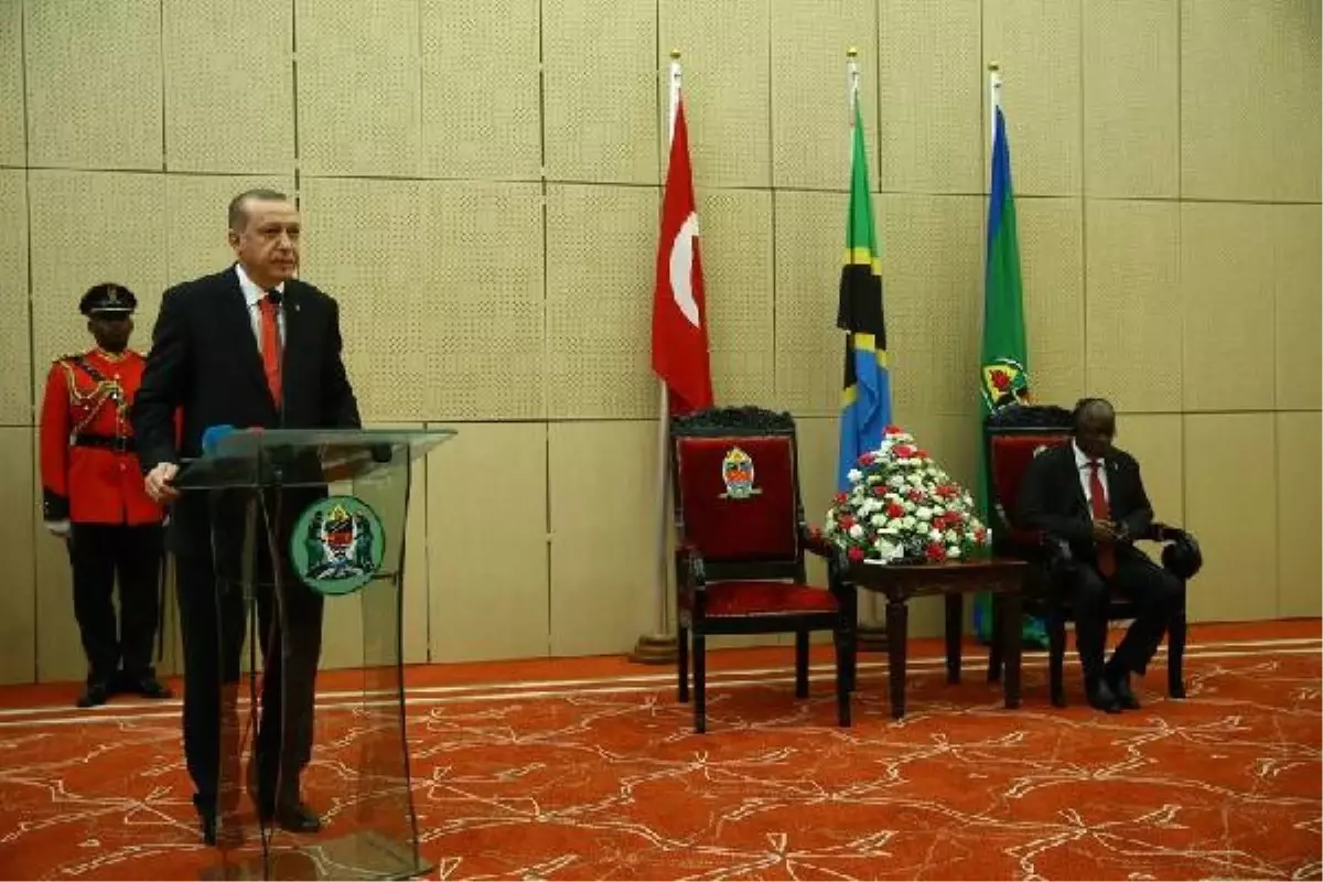 Erdoğan: "Fetö\'nün Afrika\'dan Temizlenmesinde Sorumluluk Üstlenmeye Hazırız"