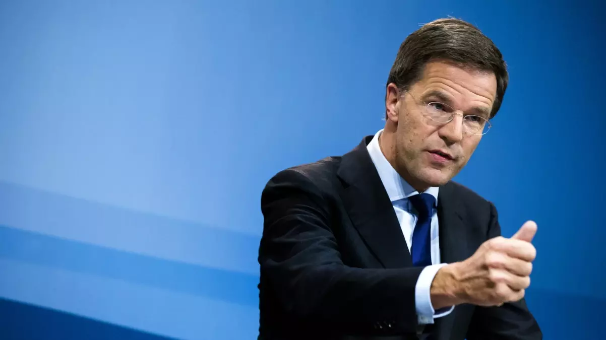 Hollanda Başbakanı Rutte\'den Hollandalılara Mesaj