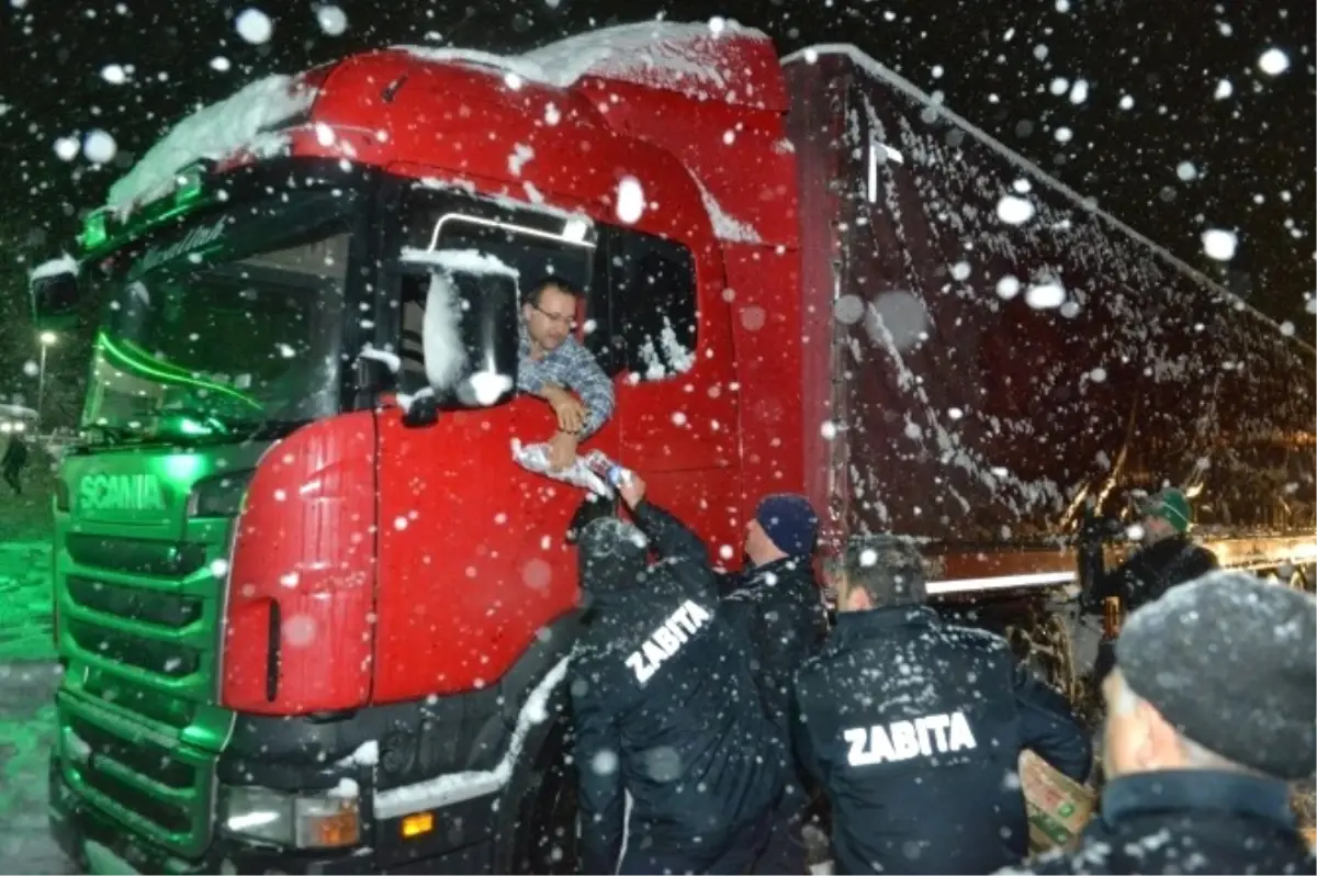 İnegöl Zabıtası Gece Gündüz Görevde