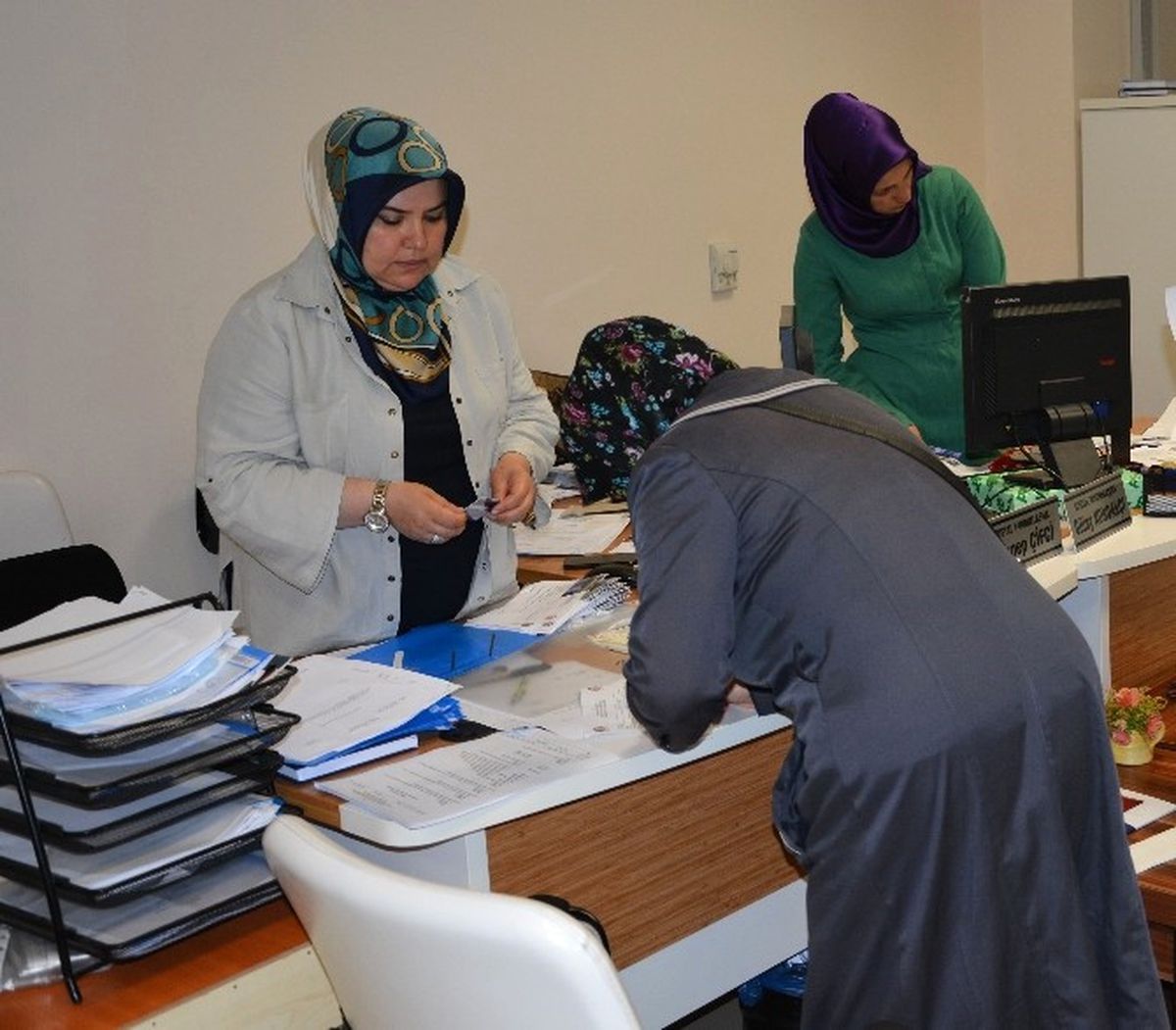Körfez Belediyesi\'nden Yardıma Muhtaç Vatandaşlara Yardım Eli