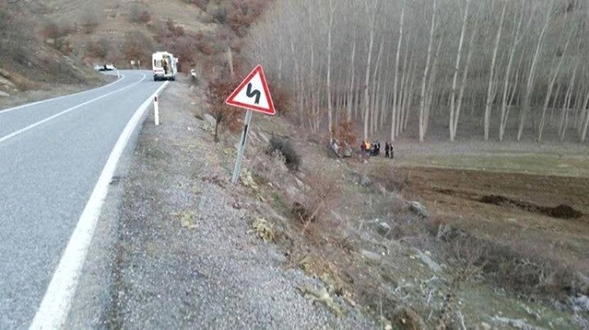 Kütahya\'da Trafik Kazası: 1 Ölü, 1 Yaralı