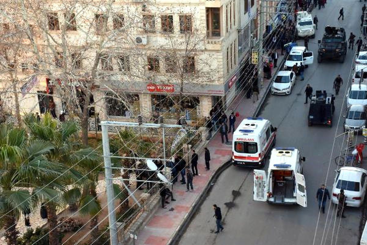 Mardin Nusaybin\'de İki Grup Arasında Silahlı Çatışma: 4\'ü Ağır 5 Yaralı (2)