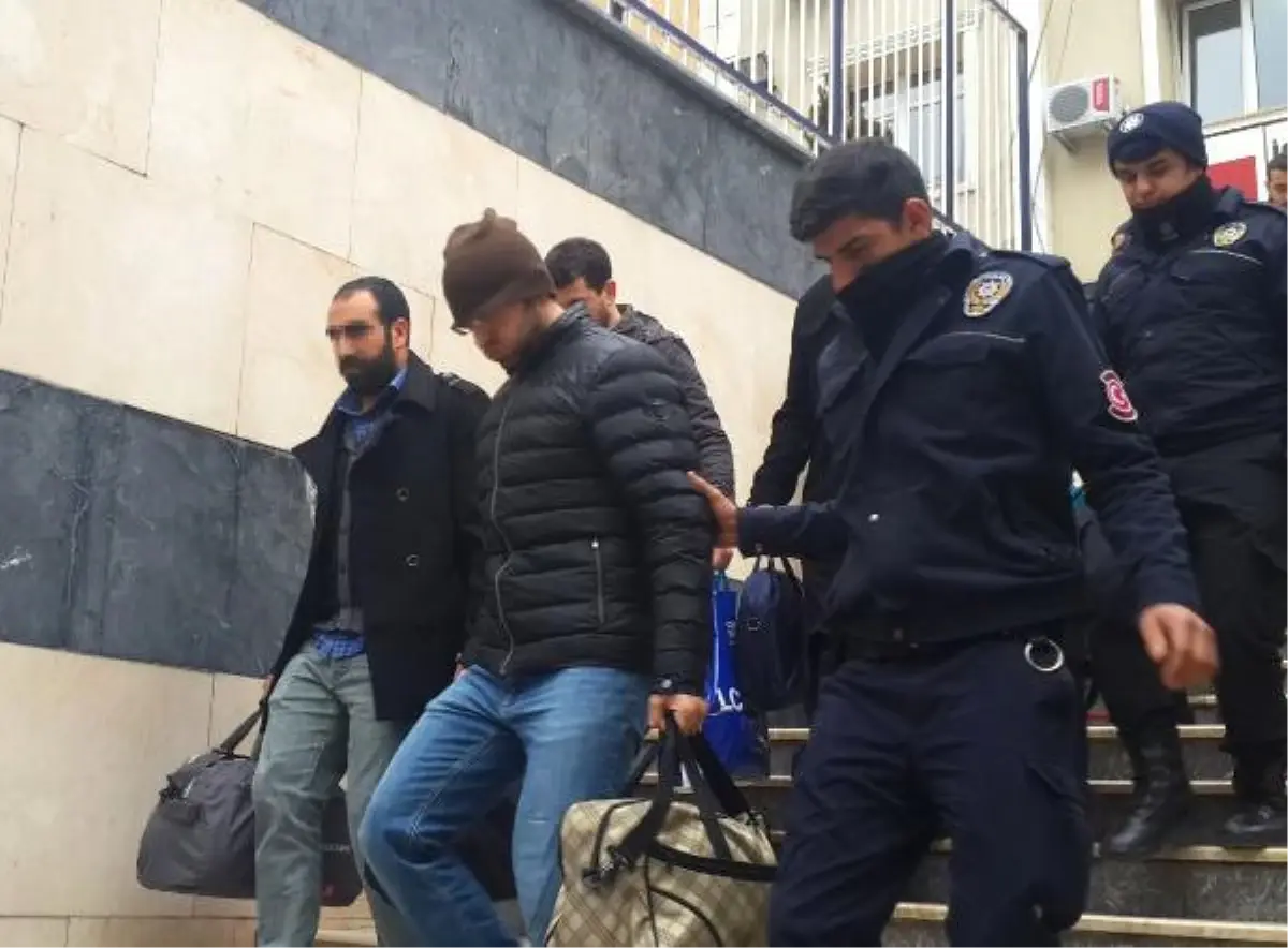 Adliye Çalışanlarına Yönelik Fetö Operasyonunda 11 Kişi Adliyeye Sevk Edildi