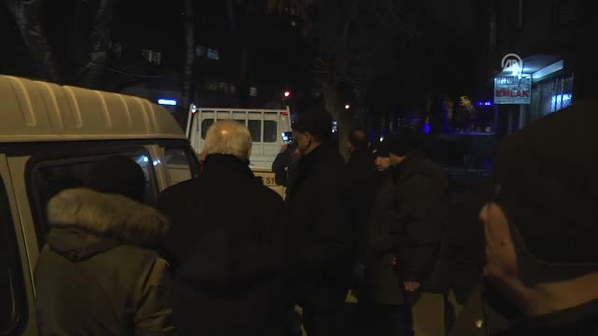 Başkent\'te Zabıtadan Seyyar Köfteci Operasyonu
