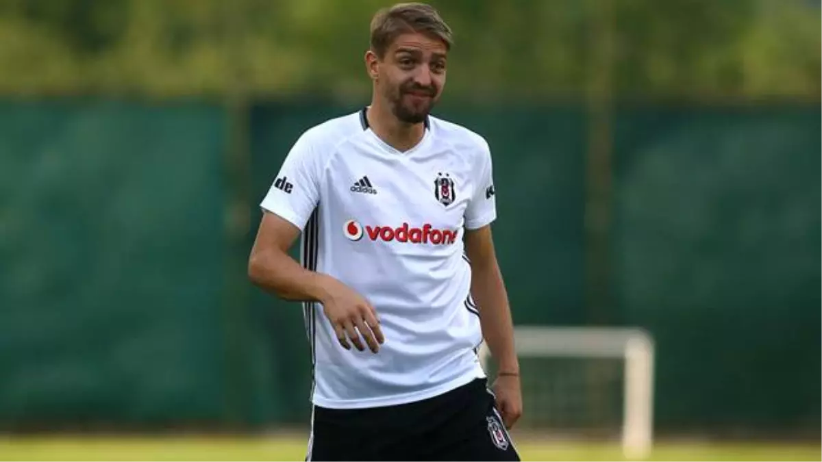 Caner Erkin Sahalara Dönüyor