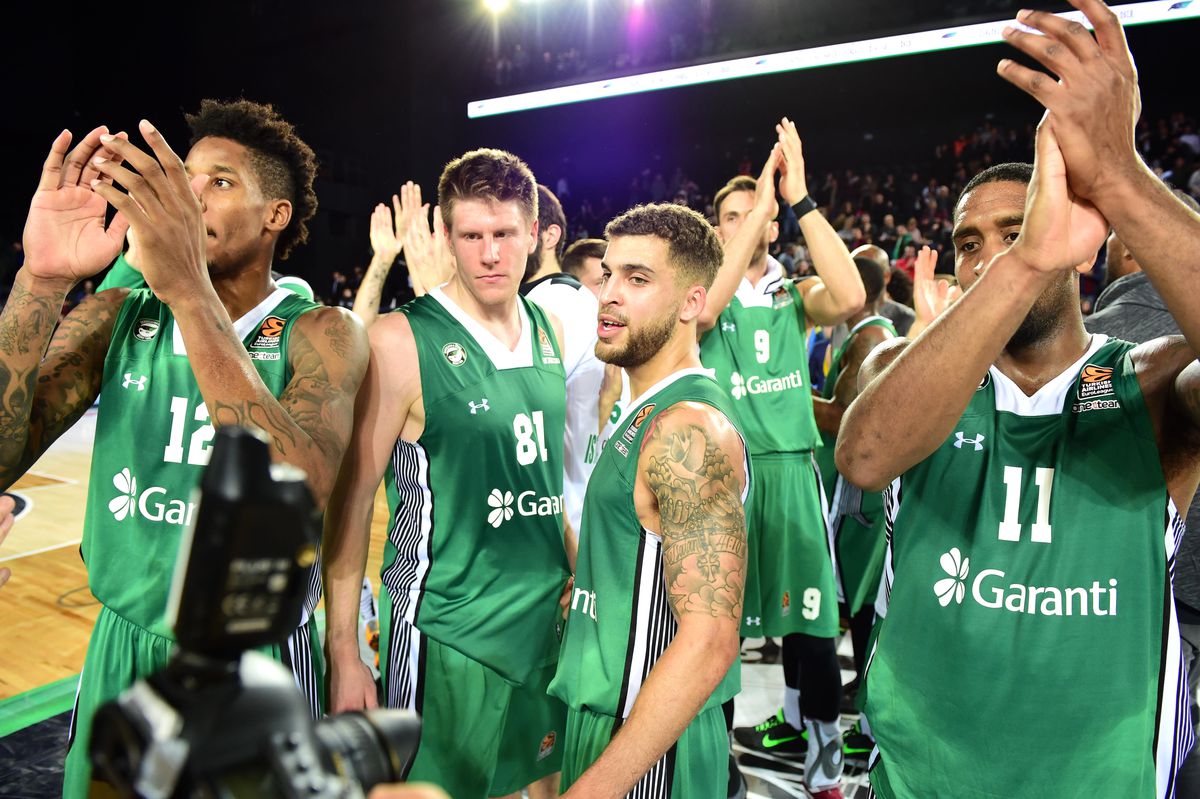 Darüşşafaka Doğuş, Anadolu Efes\'e konuk oluyor