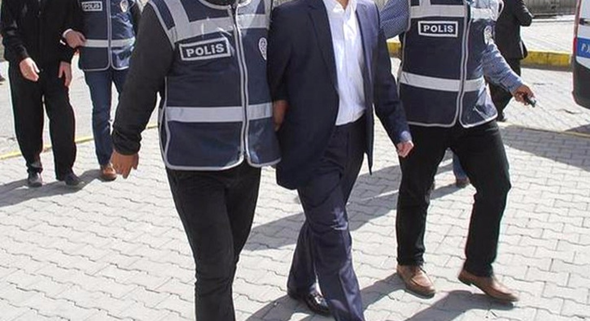 Eski Ankara Büyükşehir Belediyesi Çalışanlarına Fetö Operasyonu