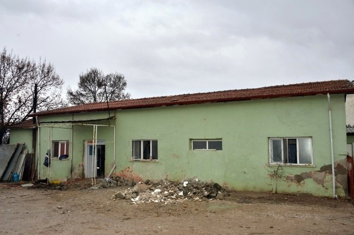 Gediz\'de Belediye Mezbahası Yenileniyor