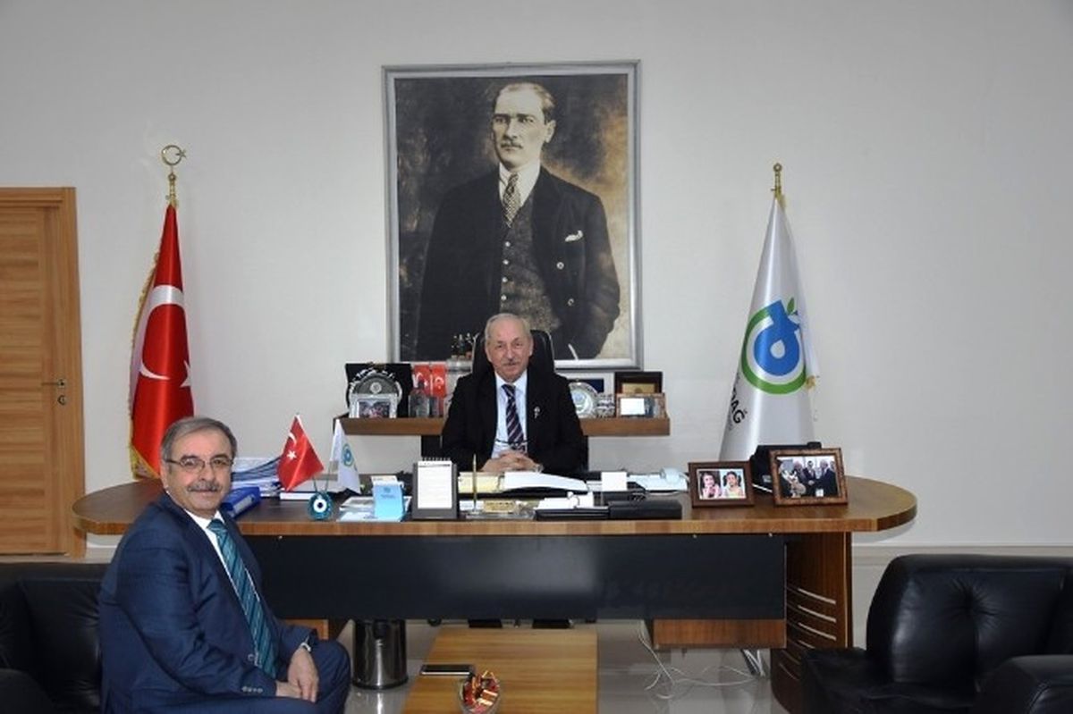 Gelibolu Belediye Başkanı Özacar\'dan, Tekirdağ Büyükşehir Belediyesine Ziyaret
