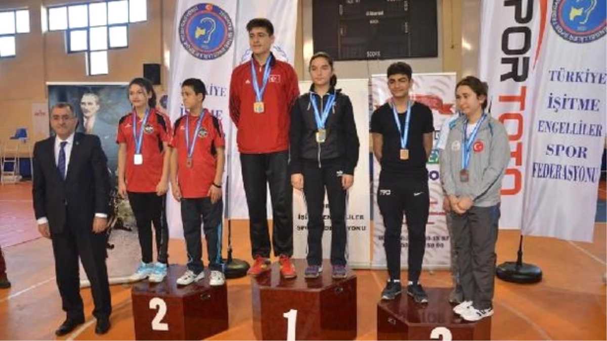 İşitme Engelliler Türkiye Badminton Şampiyonası