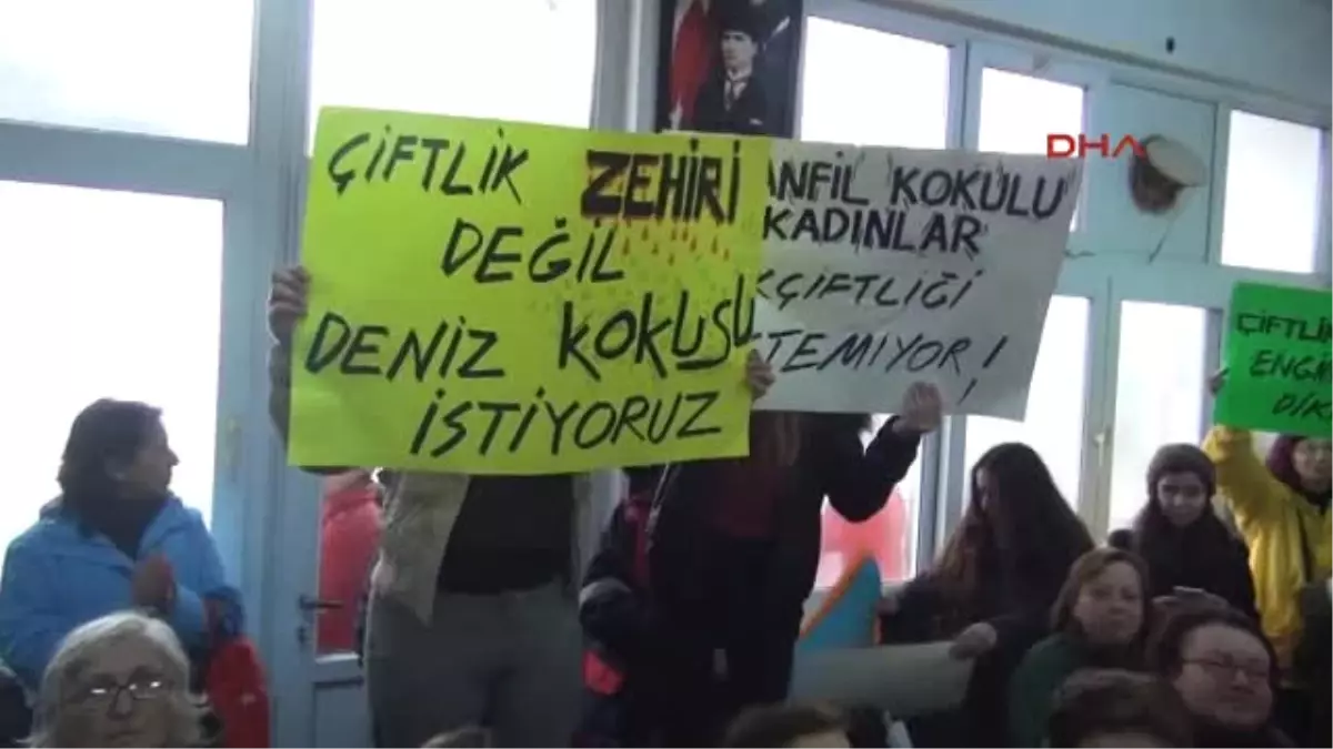 Karaburun\'da Balık Çiftliği Protestosu