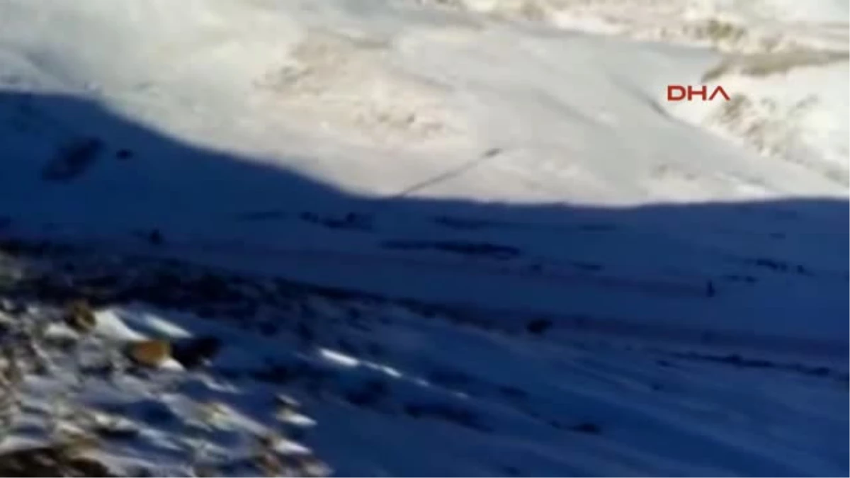 Kayseri Erciyes\' Te Liseli Kayakçının Feci Ölümü