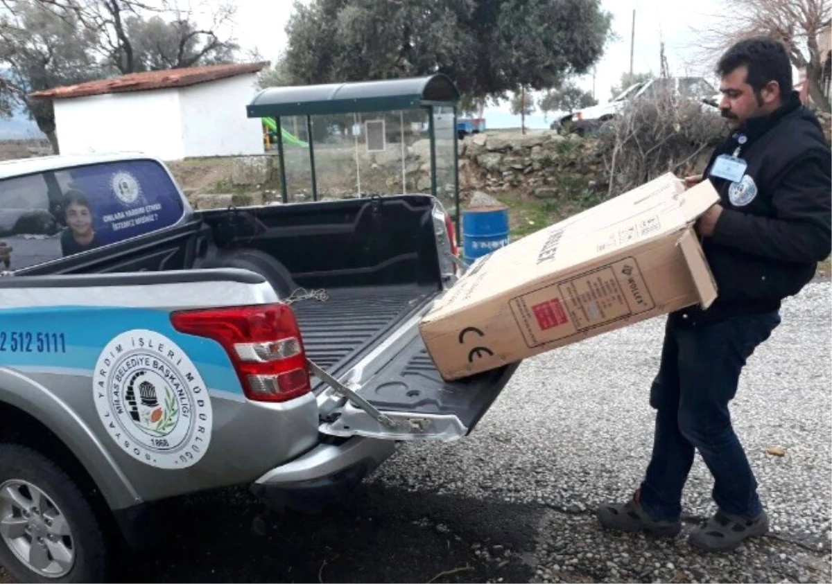 Milas Belediyesi\'nden İhtiyaç Sahiplerine Tekerlekli Sandalye Yardımı