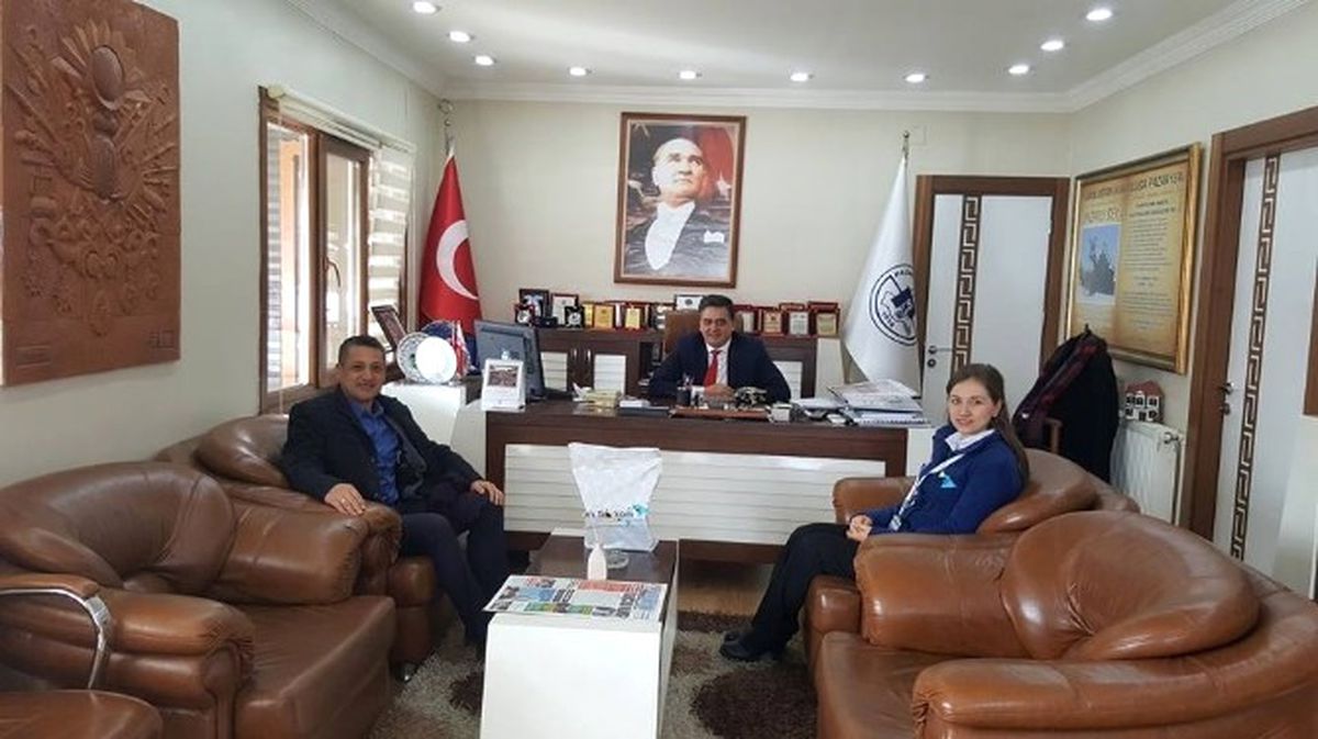 Pazaryerililer Dernek Başkanı Tekelioğlu\'ndan Başkan Yalçın\'a Ziyaret