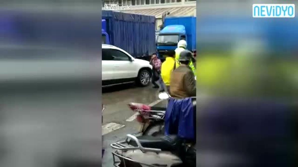 Polisle İlginç Mücadele
