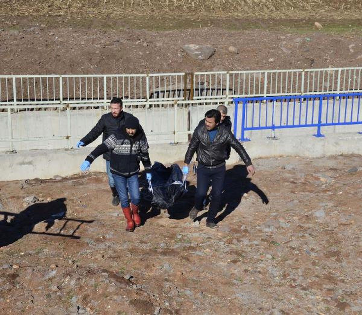 Siverek\'te Sulama Kanalında Ceset Bulundu