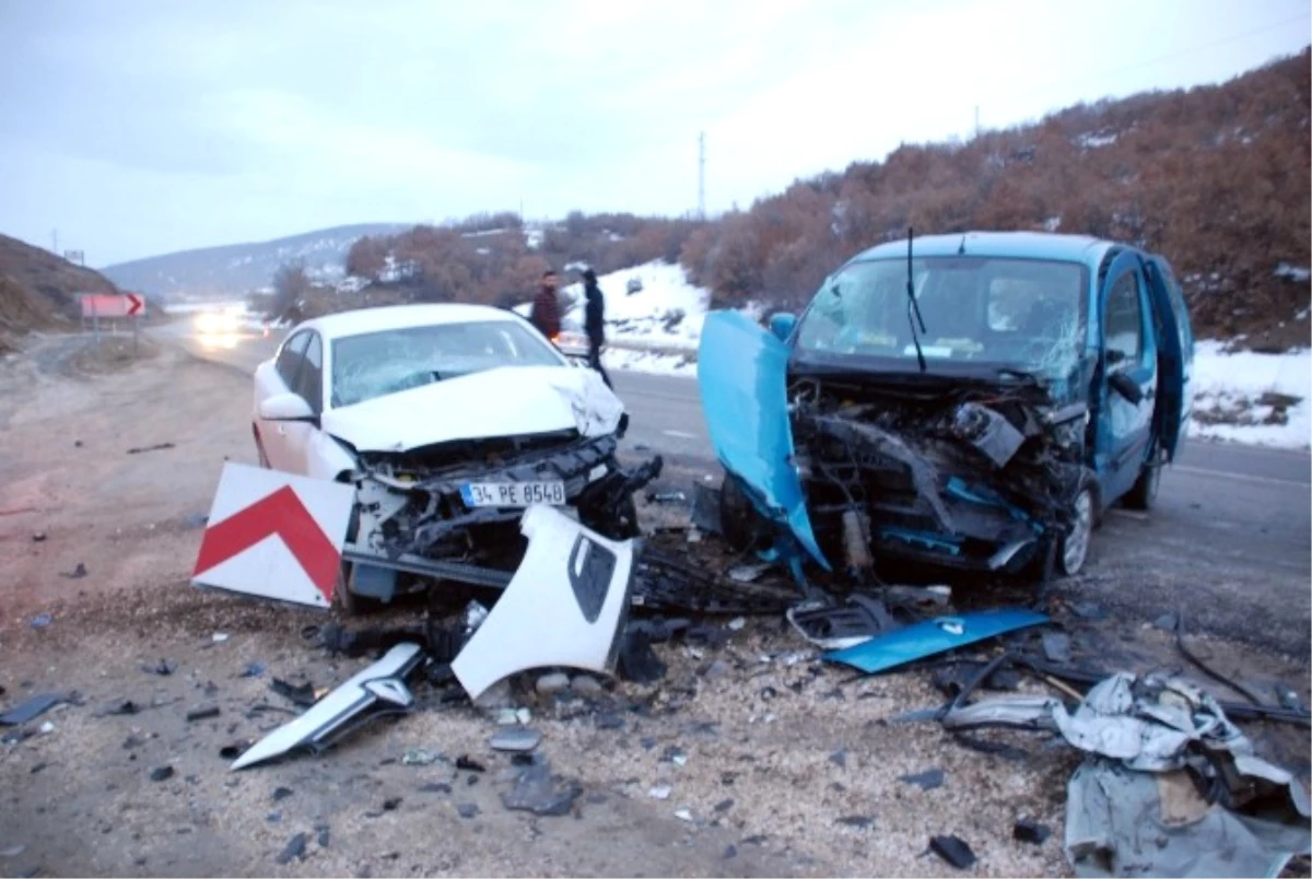 Tokat\'ta Trafik Kazası: 9 Yaralı