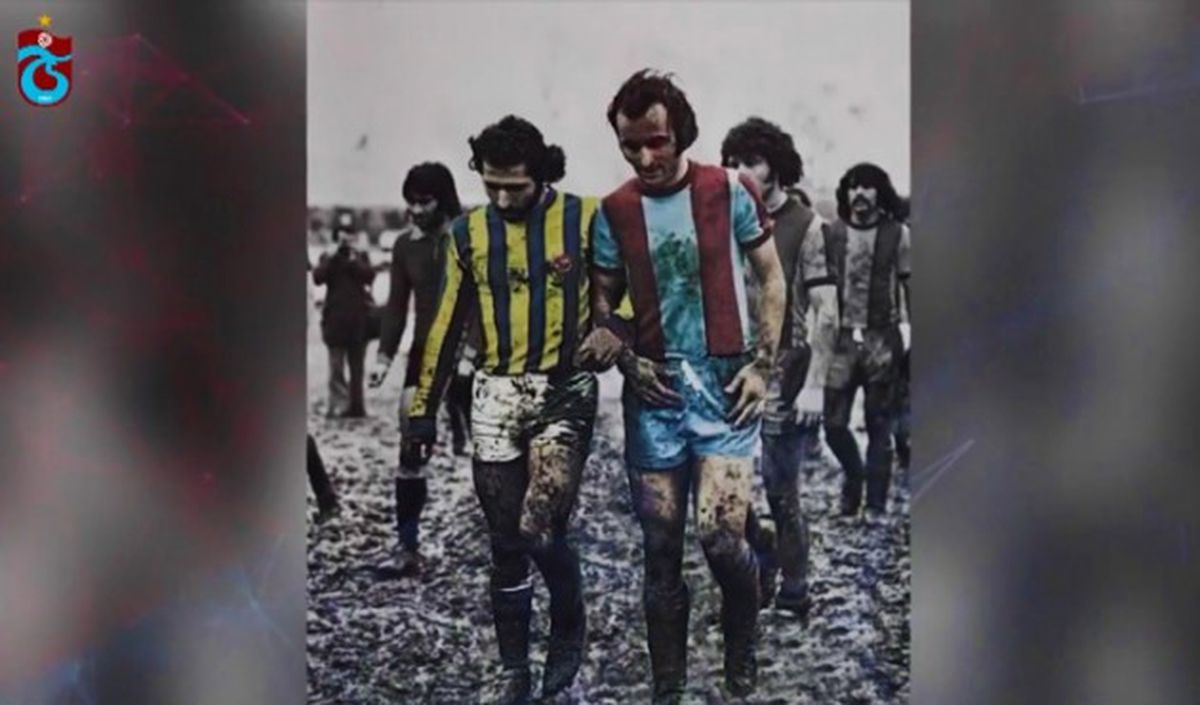 Trabzonspor\'a 50. Yıl Marşı