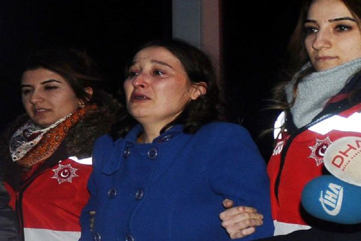 40 Günlük Bebeğini Denize Atan Kadın Sağlık Kontrolünden Geçirildi (2)