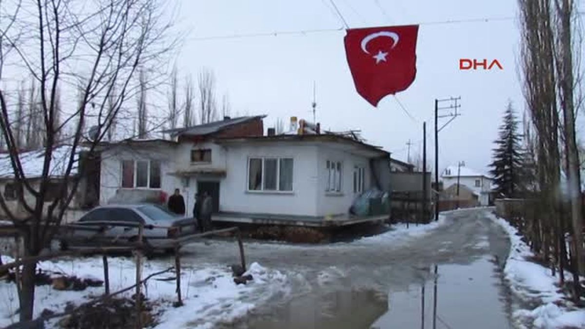 Afyonkarahisar - Kayseri\'deki Terör Saldırısında Yaralanan Er Yaşadıklarını Anlattı