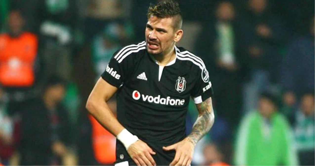 Beşiktaş, Ersan Gülüm\'le Görüşmelere Başladığını KAP\'a Bildirdi