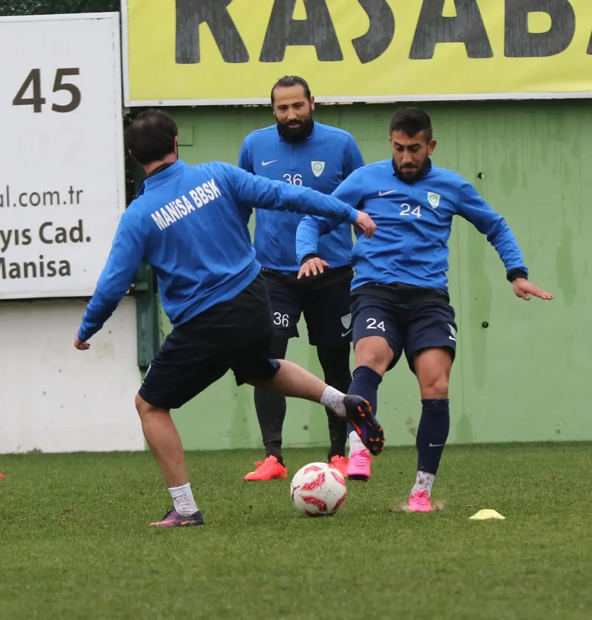 Büyükşehir Belediyespor Derince Hazırlıklarını Sürdürüyor