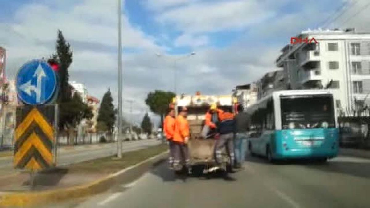 Edirne Temizlik Işçilerin Kazaya Davetiye Çıkaran Yolculuğu