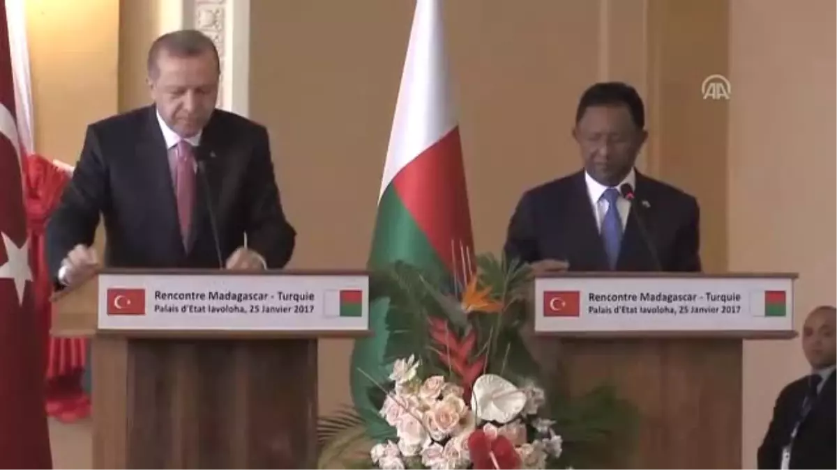 Erdoğan: "Bu Ziyaretimizde Savunma Iş Birliğinde Neler Yapabiliriz. Bunları Konuştuk" - Antananarivo