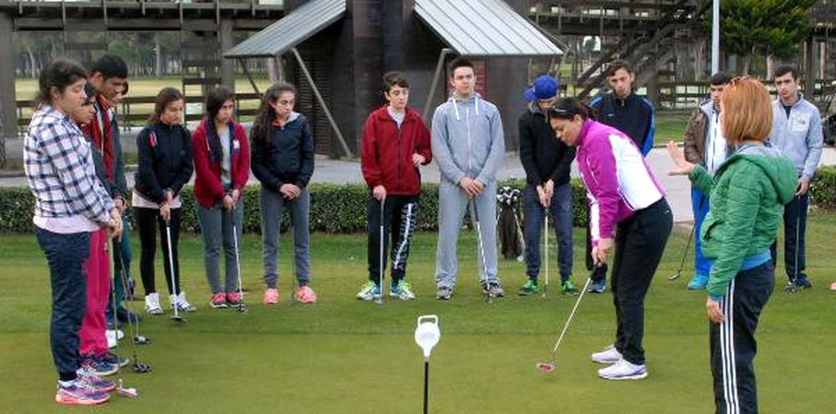 İşitme Engelliler Golf Milli Takımı Seçmeleri Antalya\'da Başladı